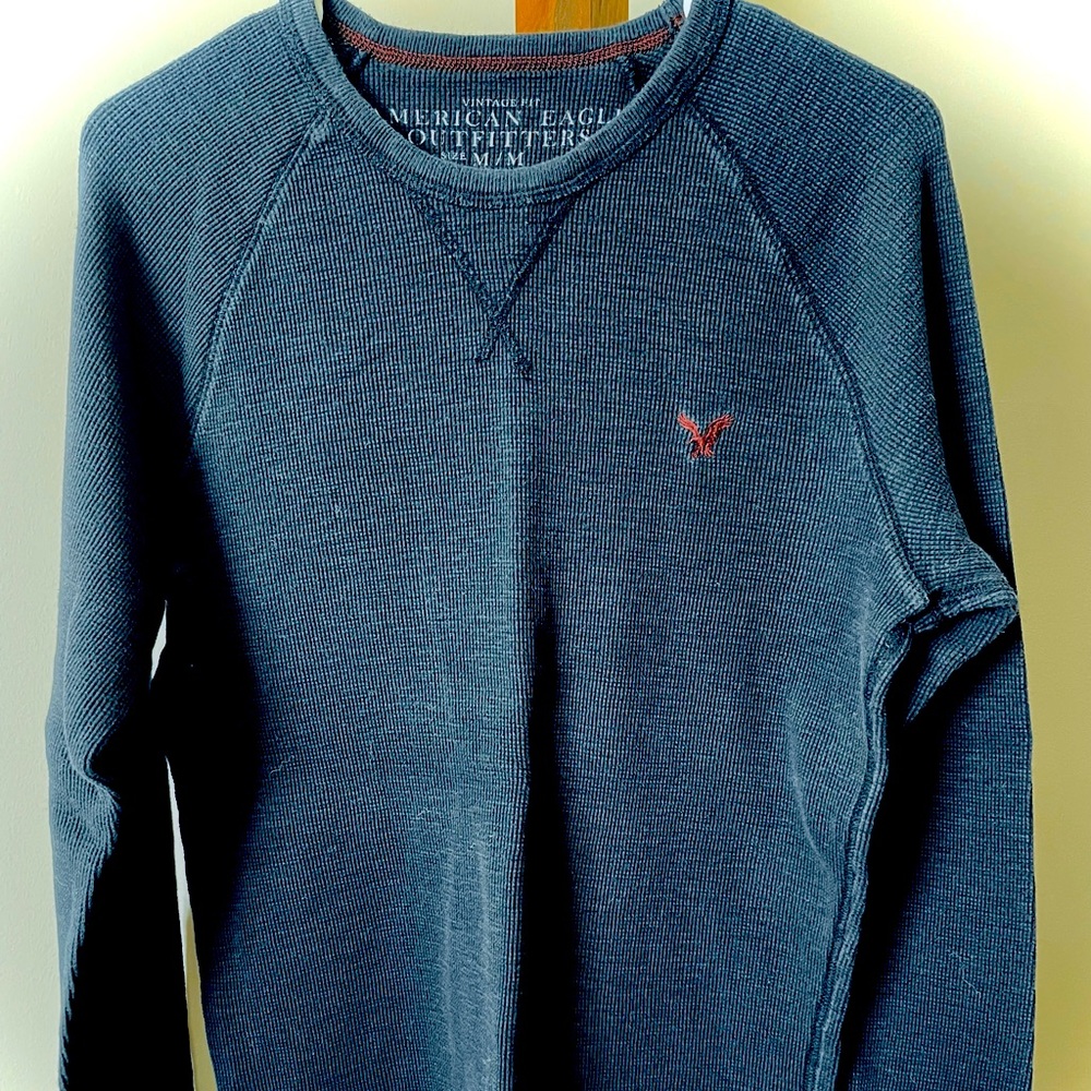 American Eagle Medium Blue Long Sleeve Pullover
